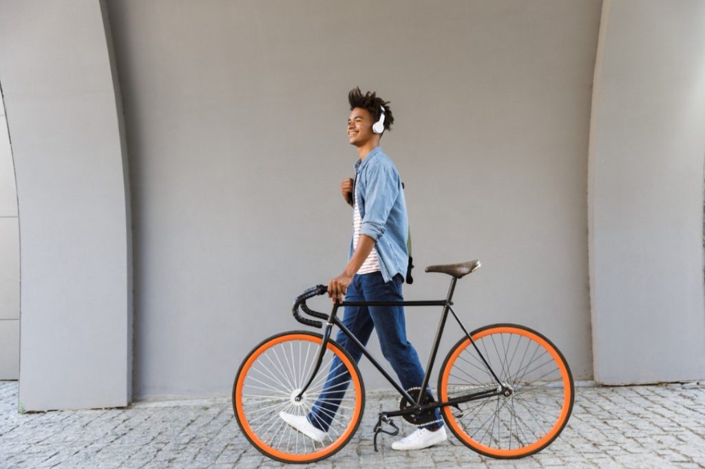 Nowoczesne technologie rowerowe: co sprawia, że Kross Esker wyróżnia się na tle innych modeli?